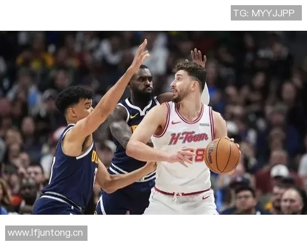 生涯前49场数据对比：弗拉格得分和詹姆斯相似，命中率更高